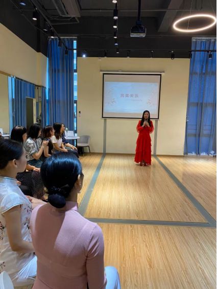 選擇深圳曉緣文化咨詢，為家庭教育點(diǎn)亮一盞明燈